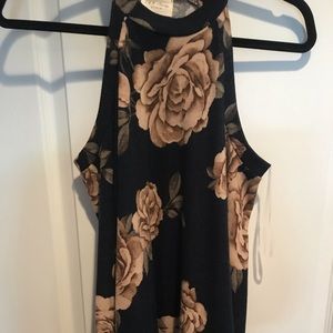 Cold shoulder floral top black
